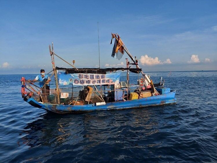 彰化區漁業白海豚巡護艦隊＿海上巡查照片