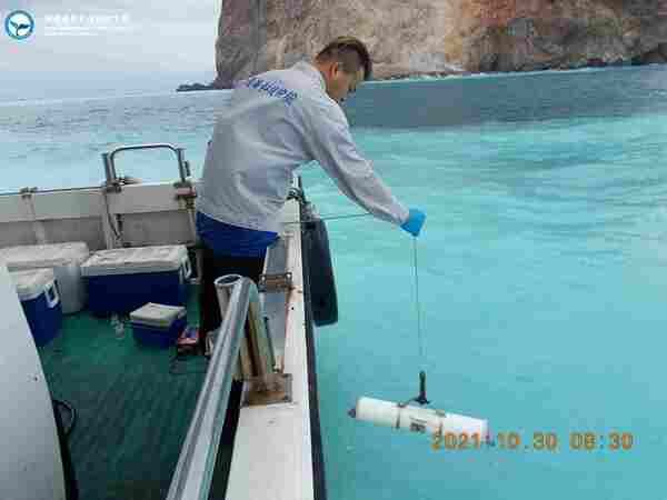 龜山島牛奶海海域水質採樣
