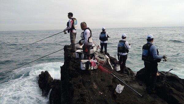 圖2 基隆嶼磯釣賽已成為國內釣魚盛事之一，參賽選手均拿出最高水準爭奪冠軍榮耀。