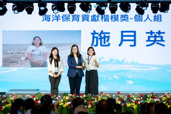 圖7 個人組施月英總幹事（社團法人彰化縣環境保護聯盟）