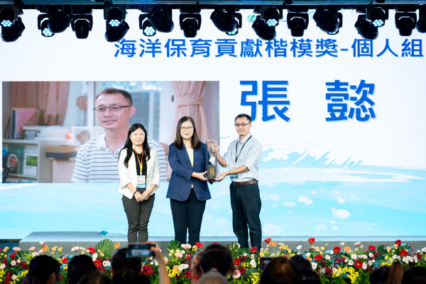 圖9 個人組張懿教授（國立中山大學海洋事務研究所）